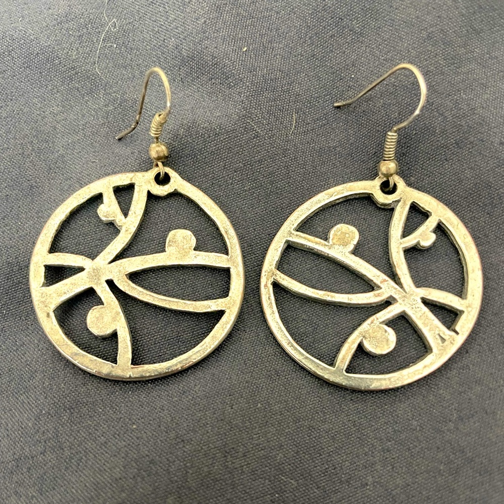 Silver scrolling earrings